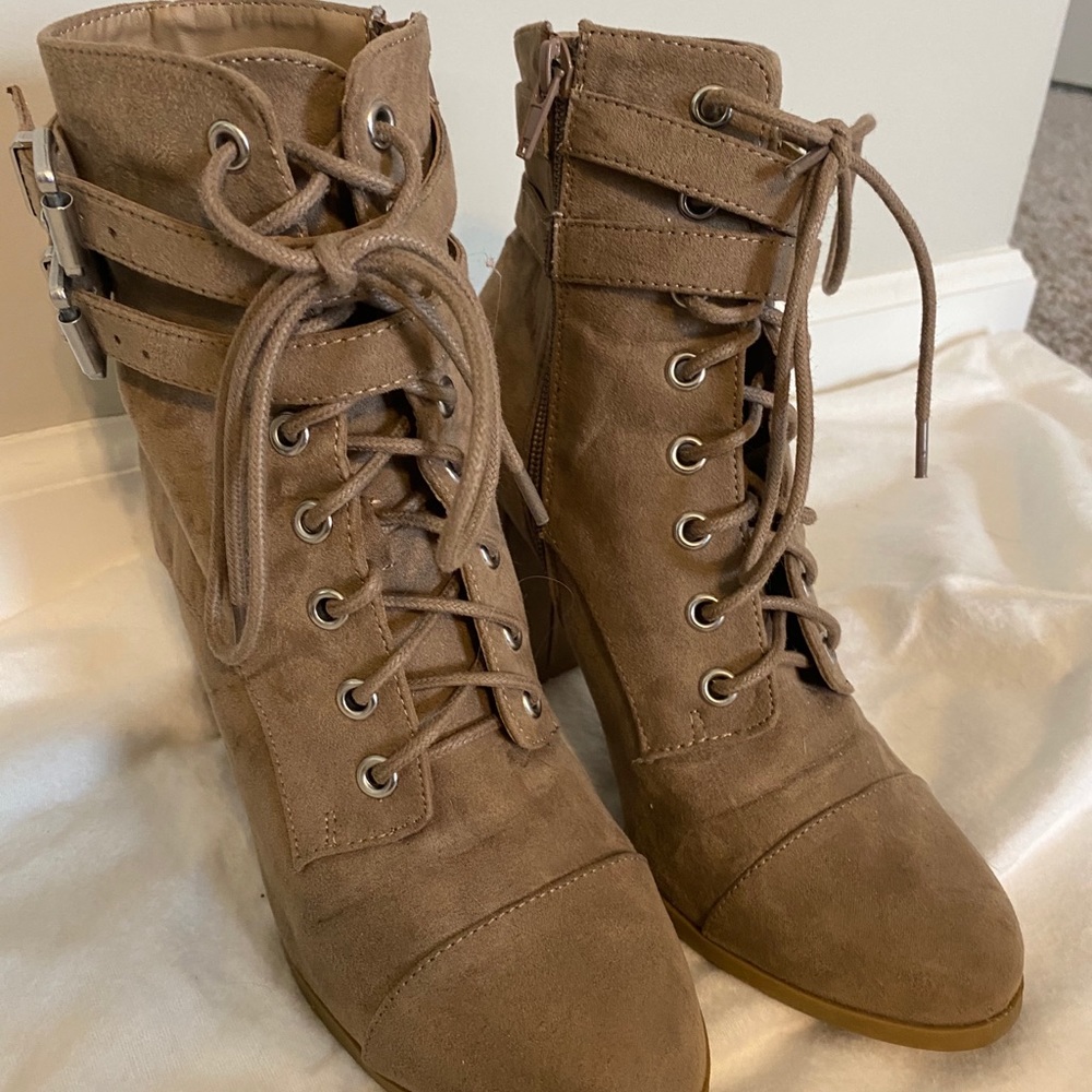 Lace up boots